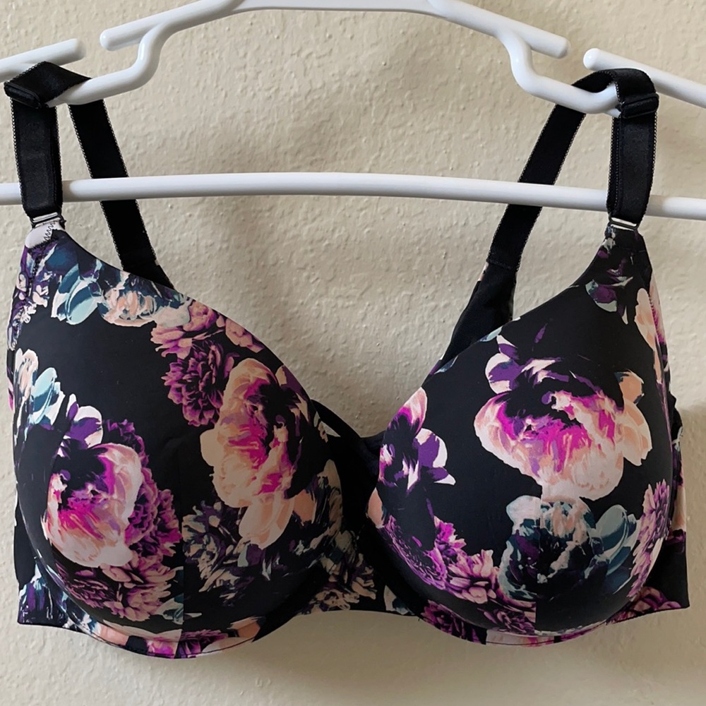 Torrid Curve Black Floral Bra Size 42 DDD